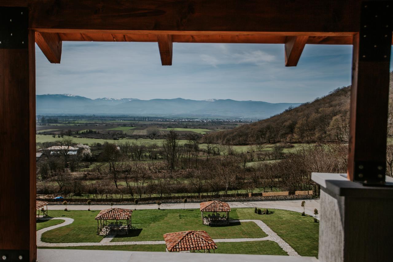 Babaneuris Marani Hotel Bagian luar foto