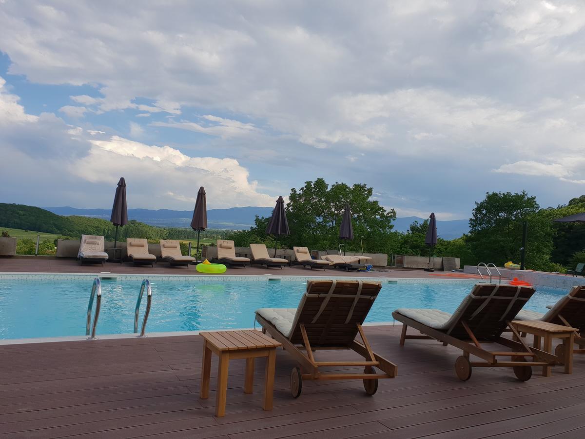 Babaneuris Marani Hotel Bagian luar foto